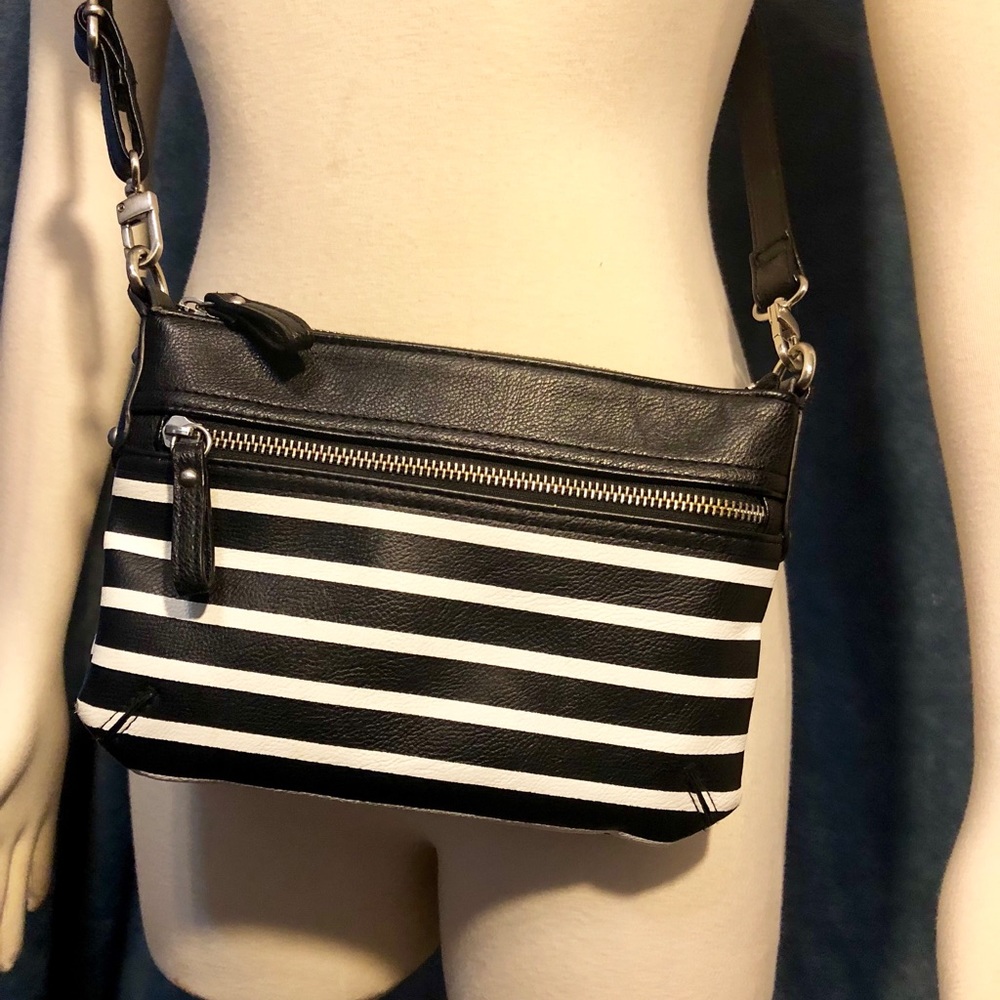 Merona crossbody purse